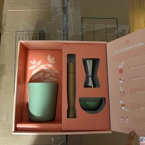 Sprout and drink kit